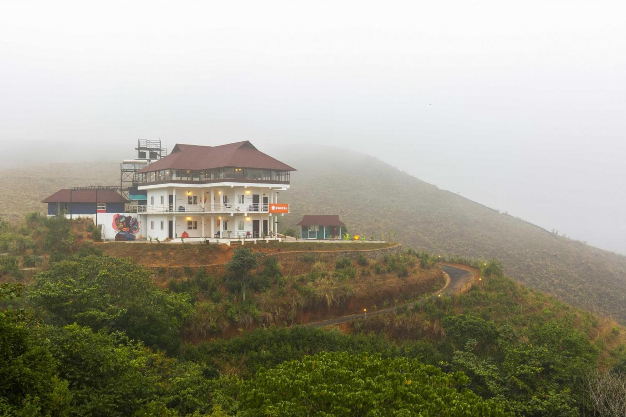 Zostel Vagamon Hostel Ngoại thất bức ảnh