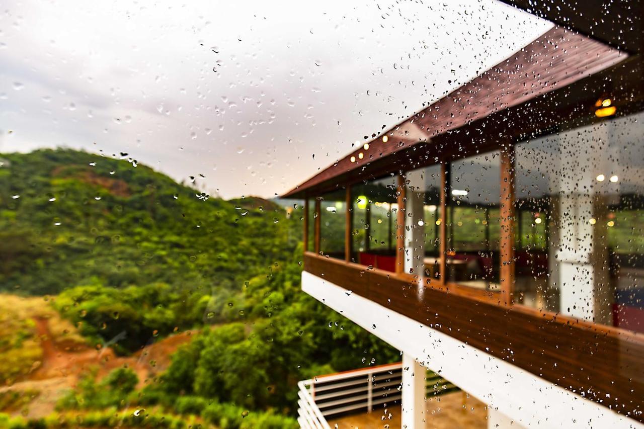 Zostel Vagamon Hostel Ngoại thất bức ảnh